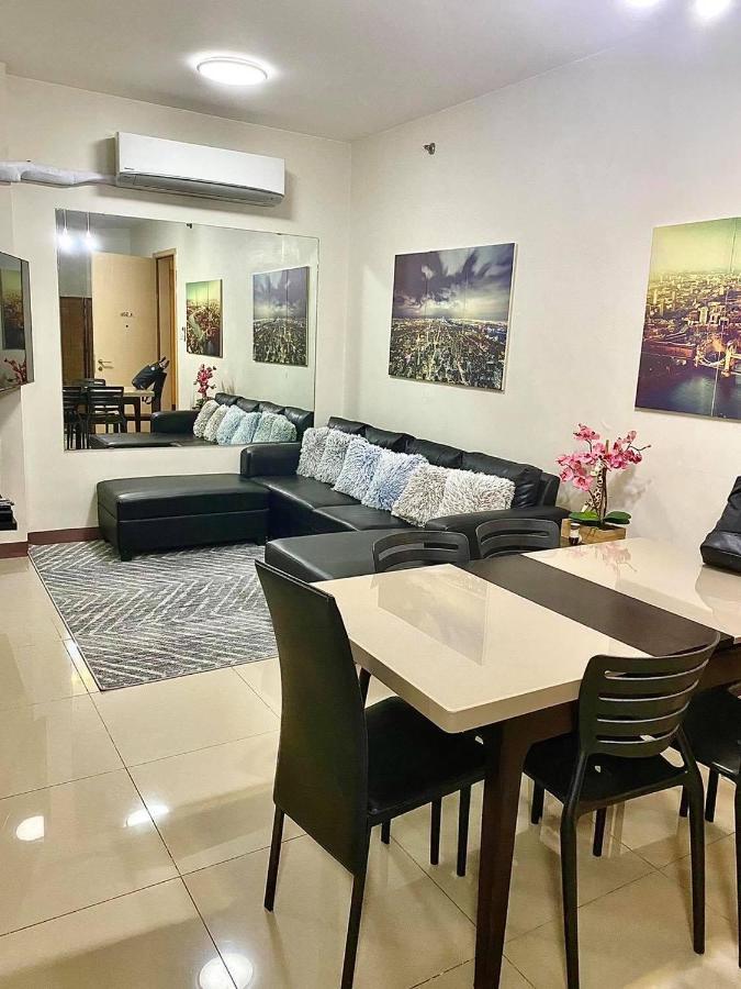 Field Residences Paranaque City Exteriör bild